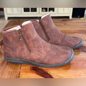 JBU by Jambu Women’s Polaris Waterproof Ankle Boots (𝙉𝙀𝙑𝙀𝙍 𝙒𝙊𝙍𝙉)